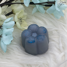 Load image into Gallery viewer, FRESH LINEN GIANT MELTS - MADE TO ORDER
